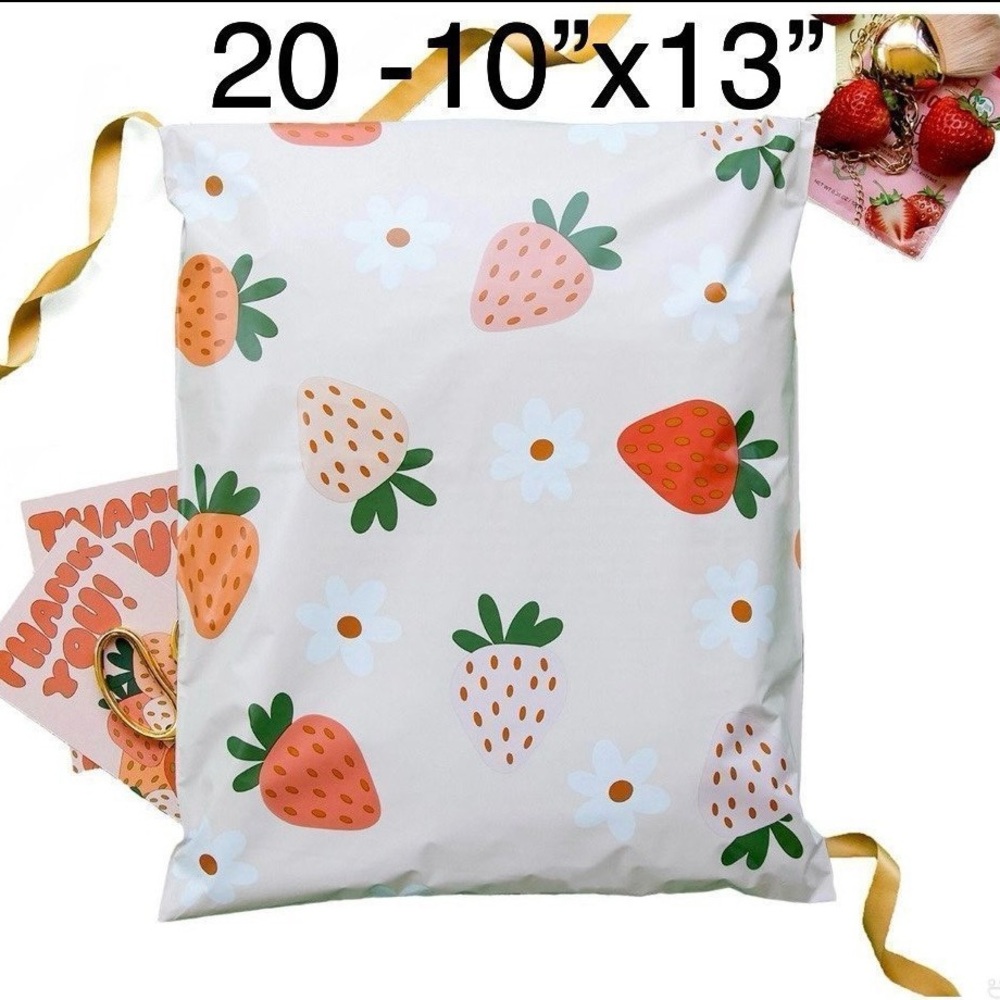 4/$20 -20🍓 Strawberry Poly Mailers 10”x13”
